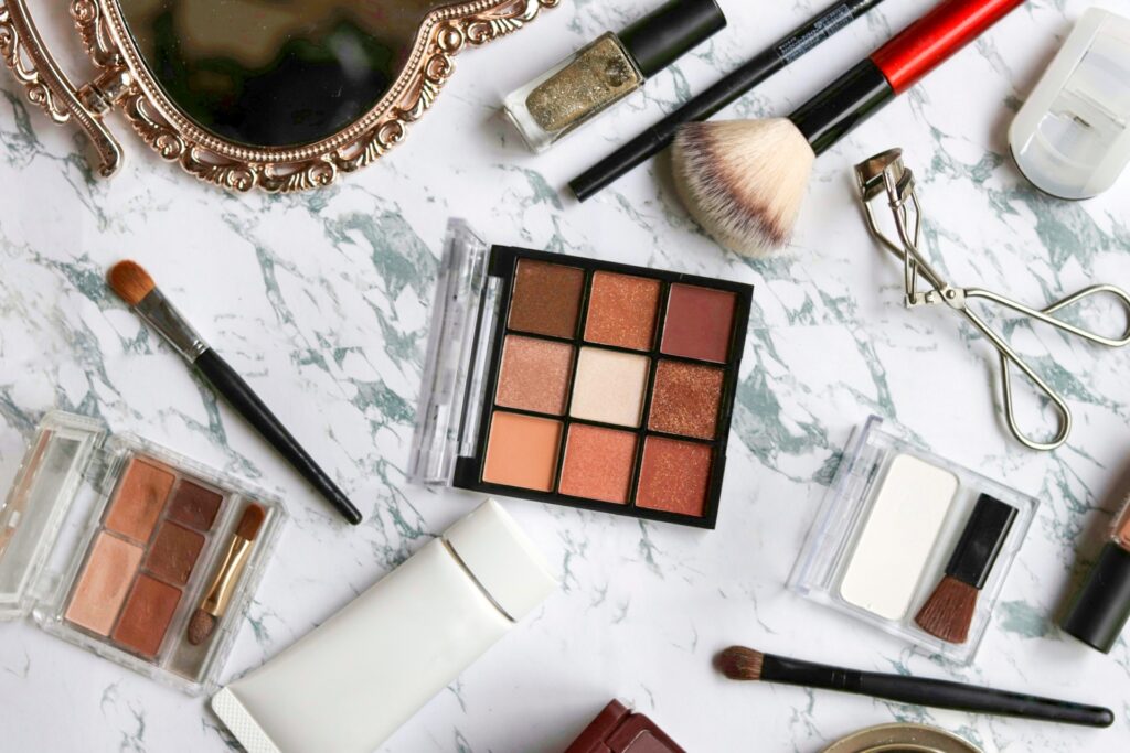 化粧品業界の現状と新規参入の動向